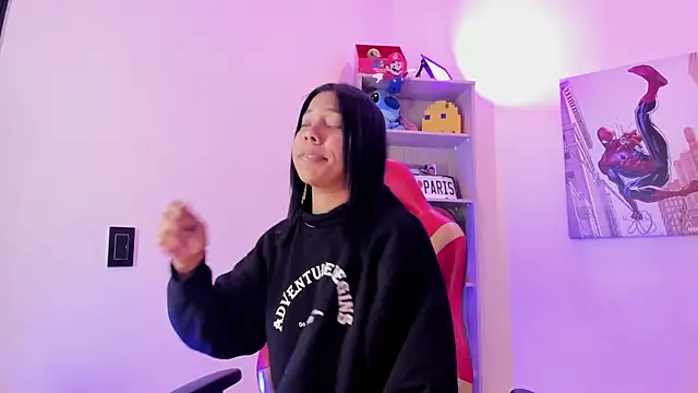 madelyn rose  online show from January 2025 02:17:01 AM