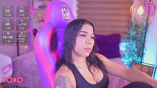 madelyn rose  online show from October 2025 05:04:01 AM