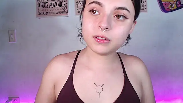 Snapshot of elizabethtaylorxxx chatting on January 2025 12:22:01 AM elizabethtaylorxxx online show from January 2025 12:22:01 AM