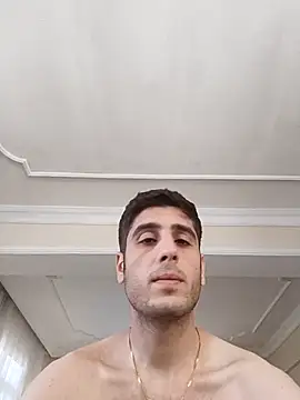 arenn1997 online show from October 2025 12:39:02 PM