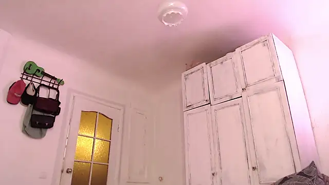 Snapshot of Mayrumey chatting on February 2025 05:04:02 PM Mayrumey online show from February 2025 05:04:02 PM