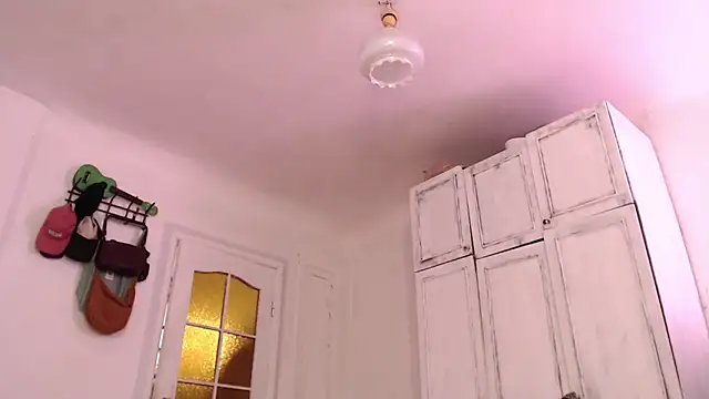 Snapshot of Mayrumey chatting on March 2025 12:33:02 PM Mayrumey online show from March 2025 12:33:02 PM