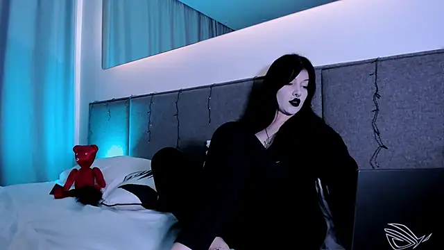 Snapshot of _Goddess_Misha_ chatting on December 2024 12:29:01 AM Goddess Misha online show from December 2024 12:29:01 AM