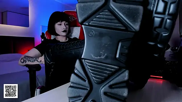 Snapshot of _Goddess_Misha_ chatting on September 2025 09:28:02 PM Goddess Misha online show from September 2025 09:28:02 PM