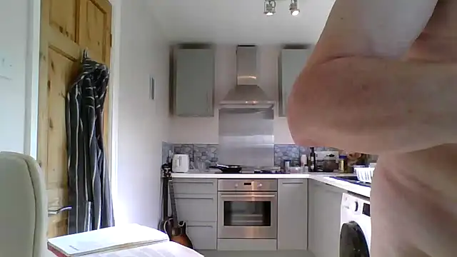 Snapshot of jimmybenido chatting on May 2026 04:47:02 PM jimmybenido online show from May 2026 04:47:02 PM