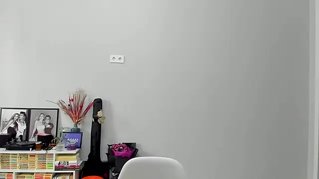 Snapshot of ailey_chao chatting on February 2026 03:37:01 AM ailey chao online show from February 2026 03:37:01 AM