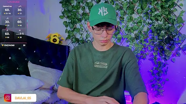 Snapshot of Daviid_laidd chatting on November 2025 07:46:02 PM Daviid laidd online show from November 2025 07:46:02 PM