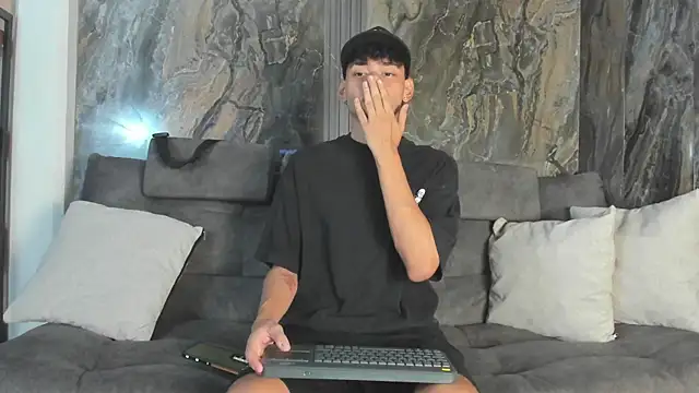 Snapshot of Daviid_laidd chatting on January 2026 07:19:02 PM Daviid laidd online show from January 2026 07:19:02 PM