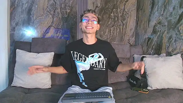 Snapshot of Daviid_laidd chatting on February 2026 08:14:02 PM Daviid laidd online show from February 2026 08:14:02 PM