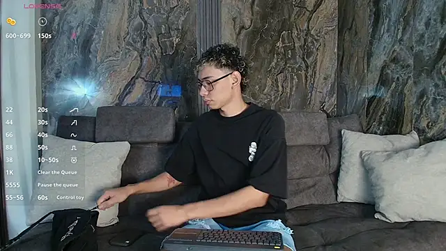 Snapshot of Daviid_laidd chatting on February 2026 08:35:02 PM Daviid laidd online show from February 2026 08:35:02 PM