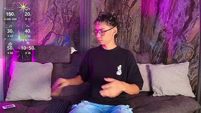 Snapshot of Daviid_laidd chatting on February 2026 07:28:01 PM Daviid laidd online show from February 2026 07:28:01 PM