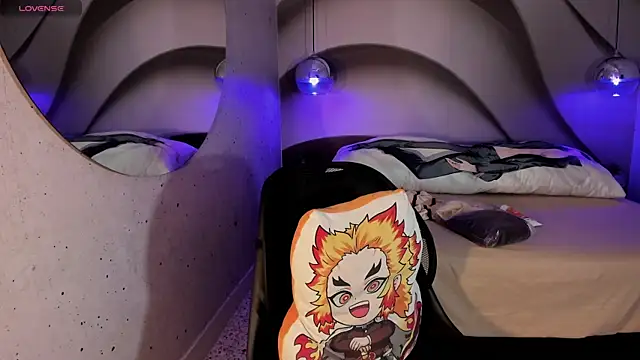 IamNayuta online show from January 2025 07:49:02 PM