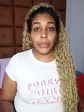 ELLA KELLY online show from October 2025 10:43:02 AM