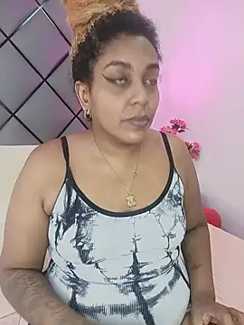 Snapshot of ELLA_KELLY chatting on June 2026 11:48:02 AM ELLA KELLY online show from June 2026 11:48:02 AM