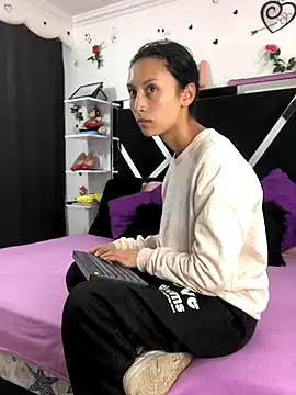 1lovelygirls online show from October 2025 12:03:01 PM