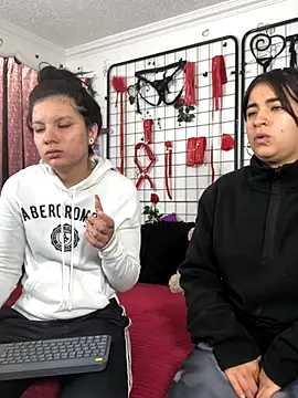 1lovelygirls online show from December 2025 12:20:01 PM