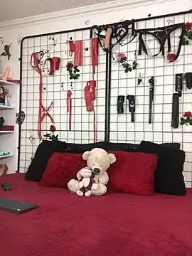 1lovelygirls online show from December 2025 12:01:02 PM