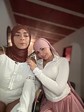 lalilamassu1 online show from April 2026 07:29:02 PM