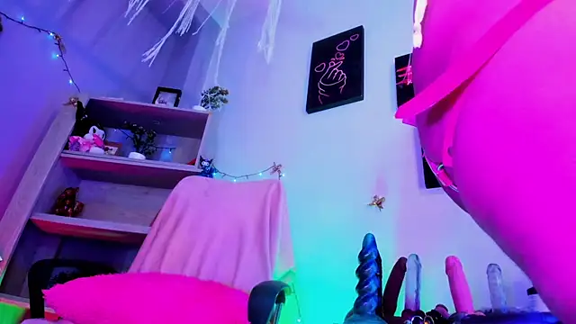 kuromi69 online show from March 2026 09:00:01 AM