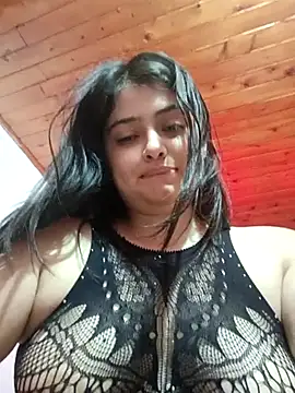 Stephania 18 online show from February 2025 10:31:01 PM