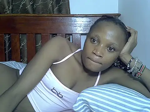 SpicyPetite online show from February 2026 05:10:01 PM