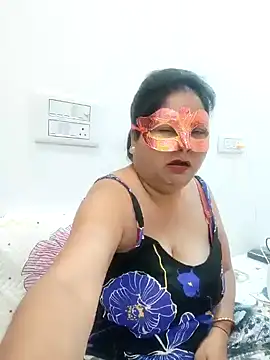 BBW HOT COUPLE online show from January 2025 03:45:01 AM