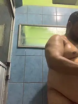 Snapshot of ThickD619 chatting on October 2025 05:02:02 AM ThickD619 online show from October 2025 05:02:02 AM