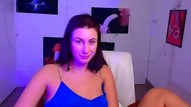 Loren Moa online show from December 2024 04:16:02 PM