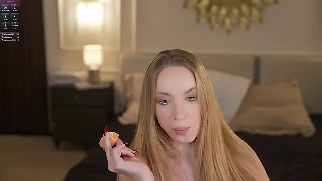 Linda054 online show from October 2025 04:13:01 AM