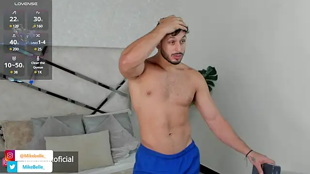 Snapshot of mike_belle chatting on December 2024 08:34:02 PM mike belle online show from December 2024 08:34:02 PM