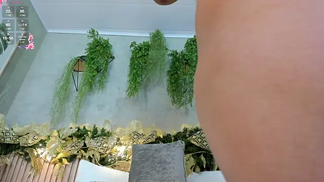 Snapshot of Lana_Lann chatting on December 2024 04:48:02 PM Lana Lann online show from December 2024 04:48:02 PM