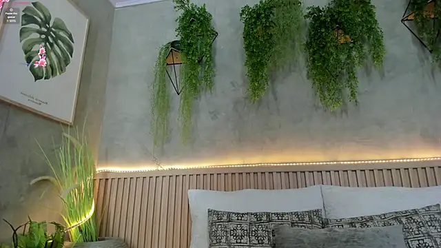 Snapshot of Lana_Lann chatting on February 2025 11:57:02 AM Lana Lann online show from February 2025 11:57:02 AM