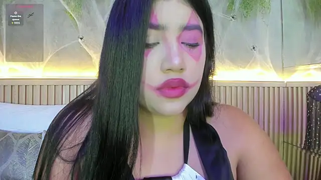 Snapshot of Lana_Lann chatting on October 2025 12:06:01 PM Lana Lann online show from October 2025 12:06:01 PM