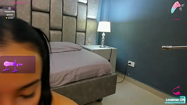 AniEvans  online show from March 2026 11:16:02 AM