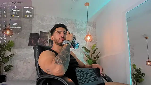 Snapshot of Nate_franco chatting on January 2026 11:29:01 PM Nate franco online show from January 2026 11:29:01 PM