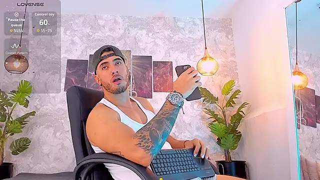 Snapshot of Nate_franco chatting on February 2026 05:52:01 AM Nate franco online show from February 2026 05:52:01 AM