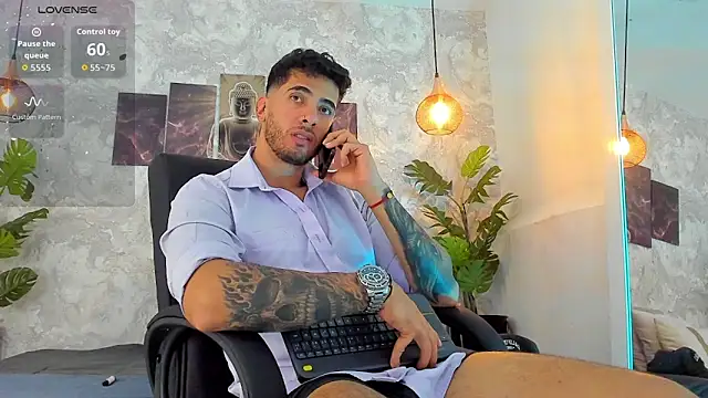 Snapshot of Nate_franco chatting on February 2026 01:07:02 AM Nate franco online show from February 2026 01:07:02 AM