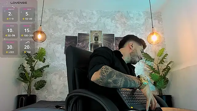 Snapshot of Nate_franco chatting on February 2026 03:29:02 AM Nate franco online show from February 2026 03:29:02 AM