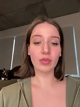 nerdynina online show from February 2025 01:04:02 AM