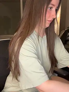 nerdynina online show from February 2026 01:13:02 AM