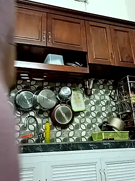 Snapshot of ___Erin___ chatting on November 2025 03:27:01 AM Erin online show from November 2025 03:27:01 AM