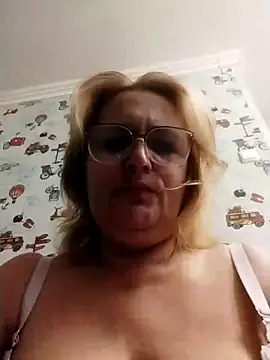 Forest-Lady online show from September 2025 06:53:02 PM