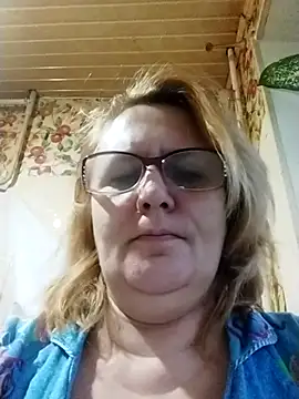 Forest-Lady online show from December 2025 07:06:02 AM