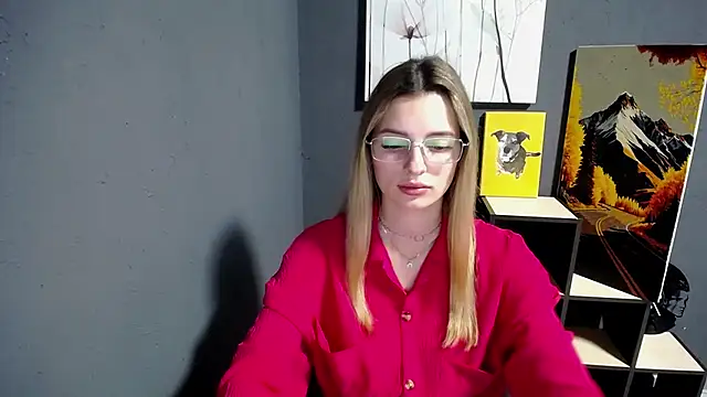 lady olivia  online show from June 2026 12:25:01 PM