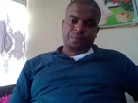 Snapshot of lui_cuuty chatting on September 2025 12:06:01 PM lui cuuty online show from September 2025 12:06:01 PM