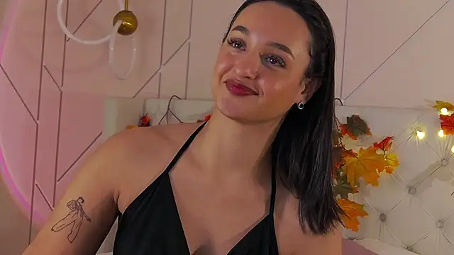 Snapshot of Lolly_Neal chatting on December 2024 08:15:01 AM Lolly Neal online show from December 2024 08:15:01 AM