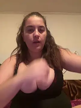 Snapshot of yzabell18 chatting on November 2025 09:41:02 PM yzabell18 online show from November 2025 09:41:02 PM