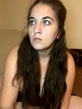 Snapshot of yzabell18 chatting on December 2025 07:29:02 PM yzabell18 online show from December 2025 07:29:02 PM