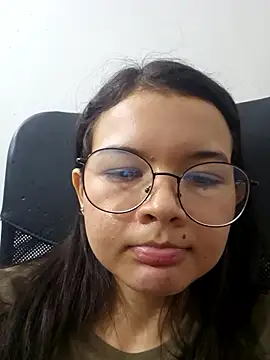 azumiichan online show from February 2026 02:48:02 PM