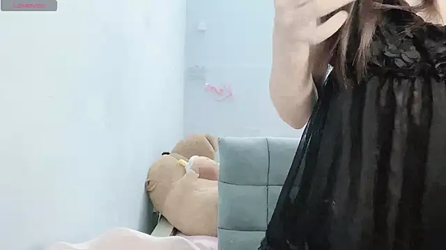 tanhxiu online show from December 2024 08:13:01 AM